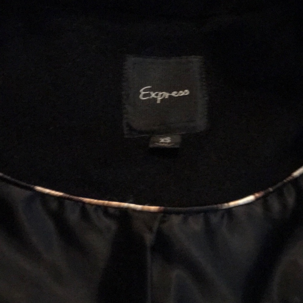 Express Jacket - Picture 2 of 3
